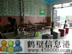 軍民花園一區(qū)門口西，小吃店，3萬轉(zhuǎn)讓費，不包括房租，營業(yè)中