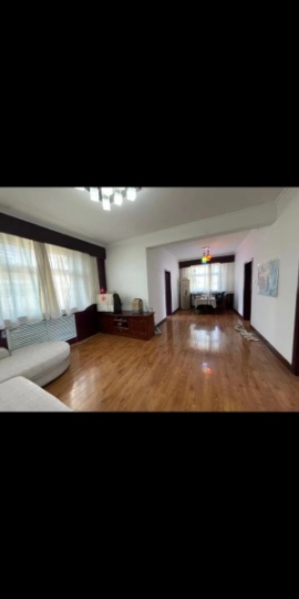 房屋布局合理，適合一家人居住。