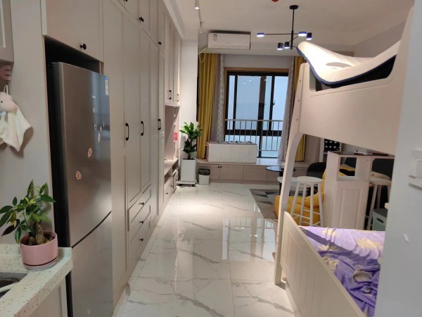 淇河建業(yè)壹號城邦一室出租，精裝修 拎包入住，家具家電全新