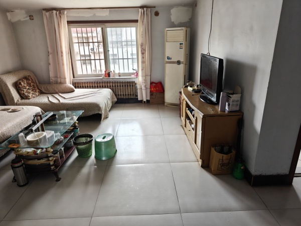 牟山一區(qū)，房屋出售！
